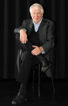 LODYNSKI`s LACHKABINETT