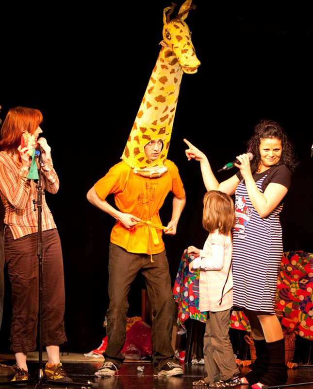 Schmetterlinge Kindertheater  Valerie und die Gute-Nacht-Schaukel