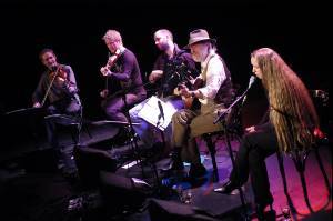Roland Neuwirth & Extremschrammeln  "Christkind, renn!"