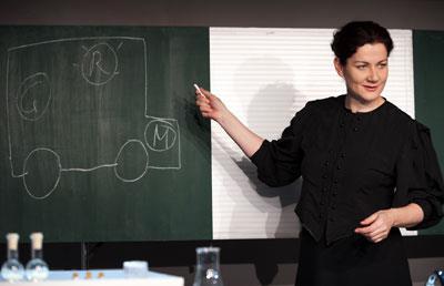 Curie_Meitner_Lamarr_unteilbar 