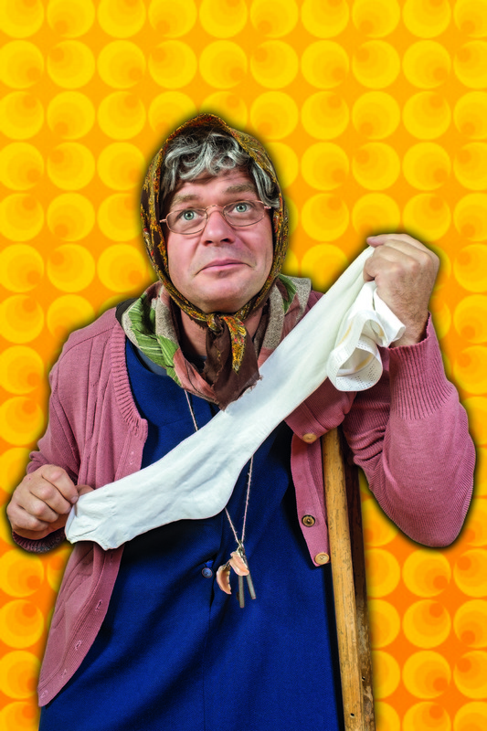 Markus Hirtler als Ermi Oma